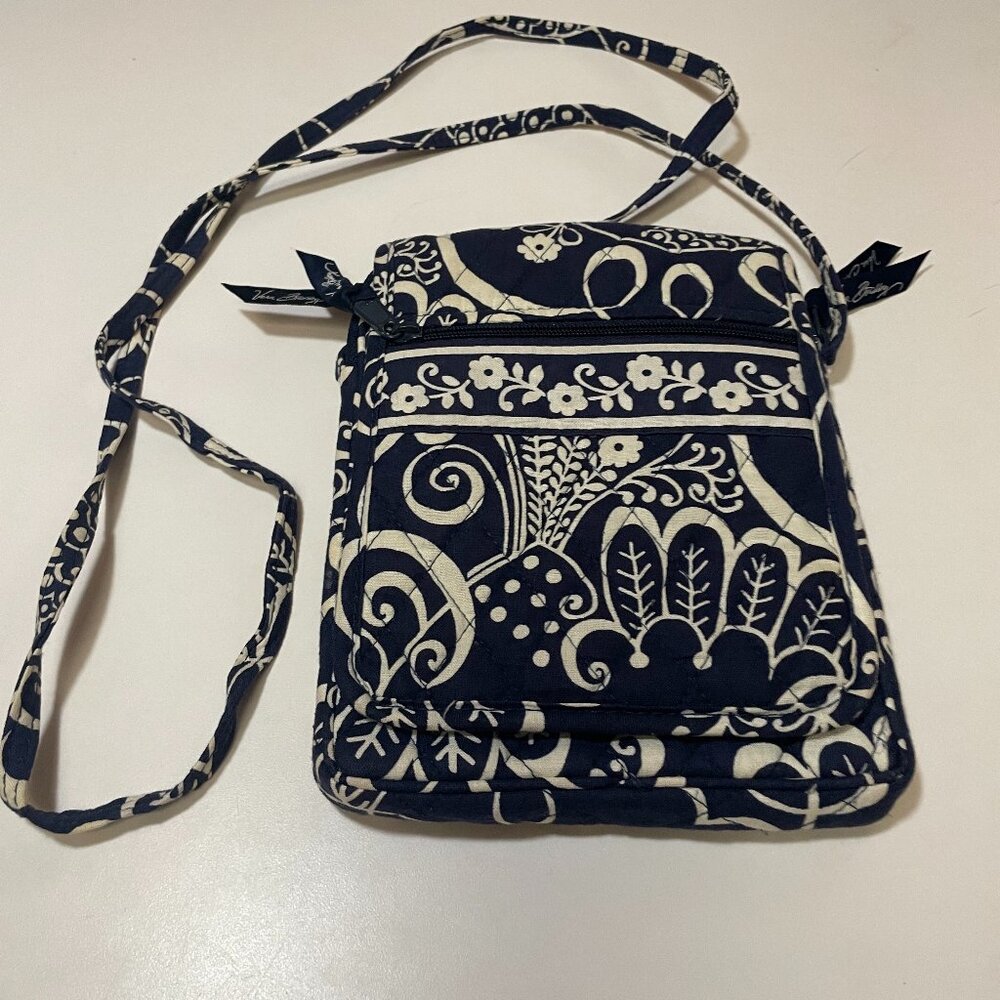 Vera Bradley Mini Crossbody ~ Twirly bird design